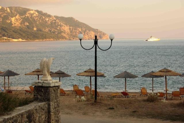 San George Cove Afionas